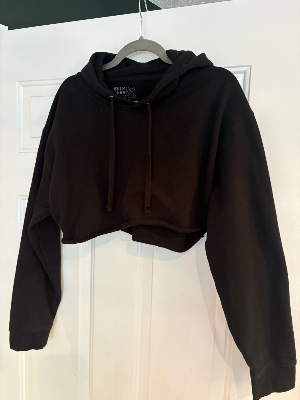 Bulk Gear Cropped Black Hoodie Sweatshirt - Women's